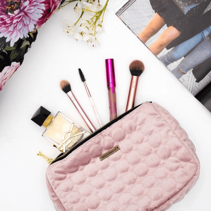 Toiletry bag pink